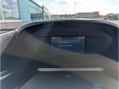 Ford Kuga 2.0 TDCi Titanium 2WD Euro 6 (s/s) 5dr 42