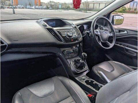 Ford Kuga 2.0 TDCi Titanium 2WD Euro 6 (s/s) 5dr 9