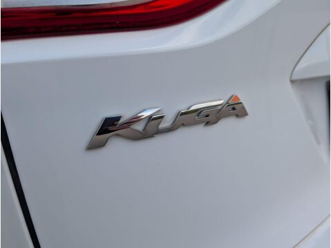 Ford Kuga 2.0 TDCi Titanium 2WD Euro 6 (s/s) 5dr 43