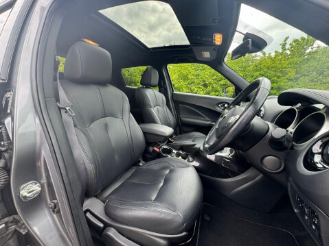 Nissan Juke 1.6 Tekna XTRON Euro 6 5dr 12