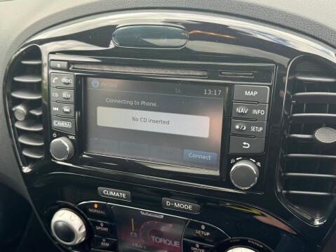 Nissan Juke 1.6 Tekna XTRON Euro 6 5dr 32