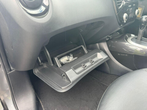 Nissan Juke 1.6 Tekna XTRON Euro 6 5dr 49