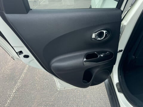Nissan Juke 1.2 DIG-T Acenta Premium Euro 6 (s/s) 5dr 31