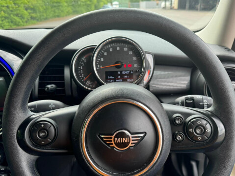 Mini Hatch 1.5 Cooper Euro 6 (s/s) 5dr 39