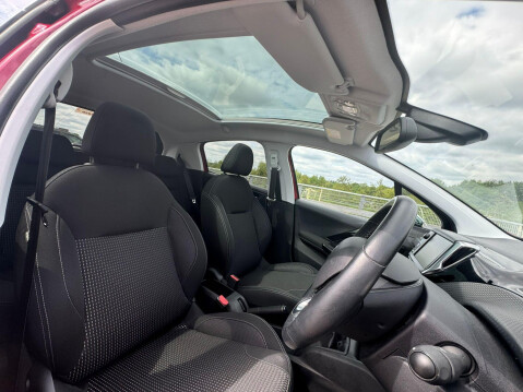 Peugeot 208 1.2 PureTech Allure Premium Euro 6 5dr 28