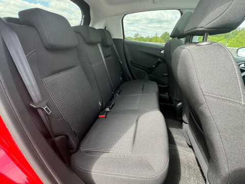 Peugeot 208 1.2 PureTech Allure Premium Euro 6 5dr 33