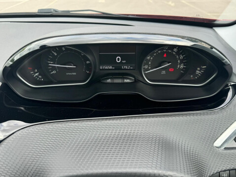 Peugeot 208 1.2 PureTech Allure Premium Euro 6 5dr 42