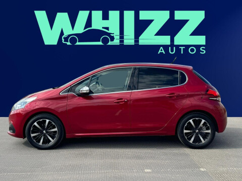 Peugeot 208 1.2 PureTech Allure Premium Euro 6 5dr 4