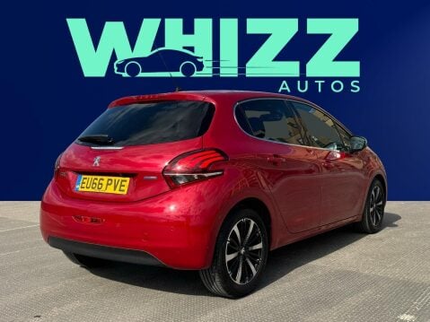 Peugeot 208 1.2 PureTech Allure Premium Euro 6 5dr 7
