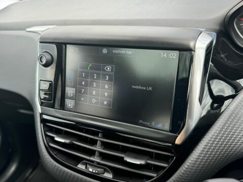 Peugeot 208 1.2 PureTech Allure Premium Euro 6 5dr 49