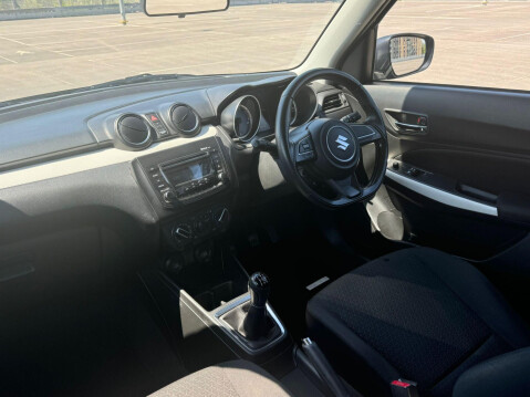 Suzuki Swift 1.2 Dualjet Attitude Euro 6 (s/s) 5dr 10