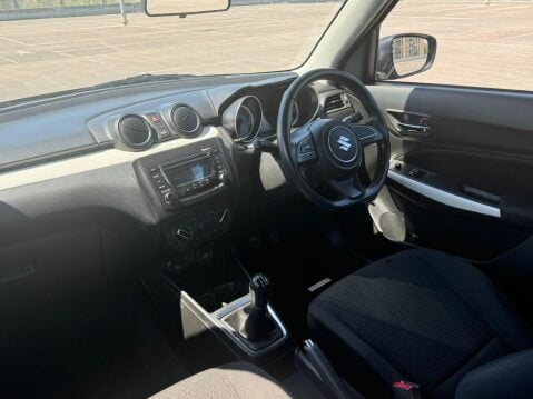 Suzuki Swift 1.2 Dualjet Attitude Euro 6 (s/s) 5dr 10