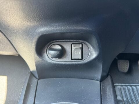 Toyota Yaris 1.5 VVT-i Y20 Euro 6 5dr 18