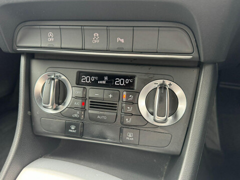 Audi Q3 2.0 TDI S line S Tronic quattro Euro 5 (s/s) 5dr 57