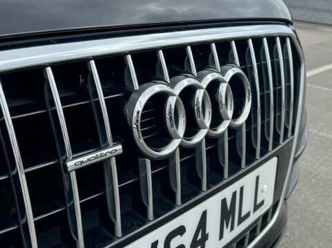 Audi Q3 2.0 TDI S line S Tronic quattro Euro 5 (s/s) 5dr 18