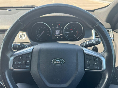 Land Rover Discovery Sport 2.0 TD4 HSE Black Auto 4WD Euro 6 (s/s) 5dr 56