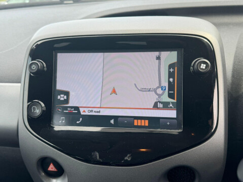 Toyota Aygo 1.0 VVT-i x-trend Funroof x-shift Euro 6 5dr 51