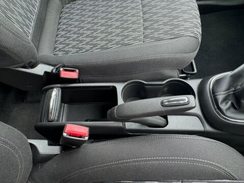 Vauxhall Mokka 1.6 Exclusiv 2WD Euro 5 (s/s) 5dr 12