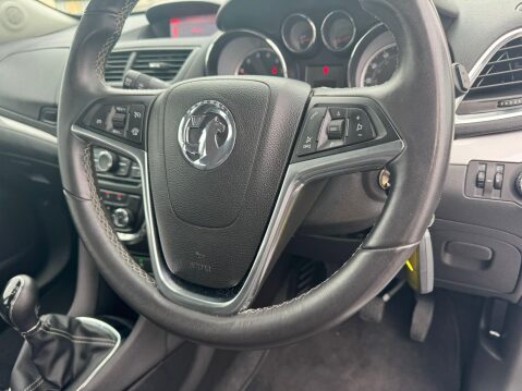 Vauxhall Mokka 1.6 Exclusiv 2WD Euro 5 (s/s) 5dr 45