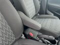 Vauxhall Mokka 1.6 Exclusiv 2WD Euro 5 (s/s) 5dr 18