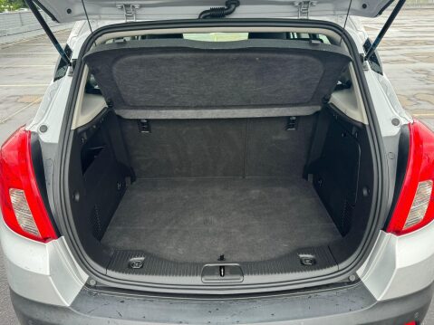Vauxhall Mokka 1.6 Exclusiv 2WD Euro 5 (s/s) 5dr 44