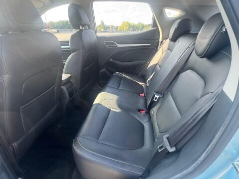 MG ZS 44.5kWh Exclusive Auto 5dr 15