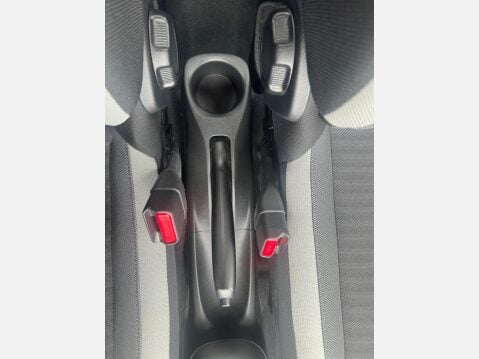 Toyota Aygo 1.0 VVT-i x-play Euro 6 5dr 33