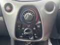 Toyota Aygo 1.0 VVT-i x-play Euro 6 5dr 29