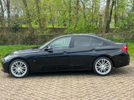BMW 3 Series 318D SE 6