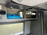 Volkswagen Crafter CR35 TDI L H/R P/V TRENDLINE 71