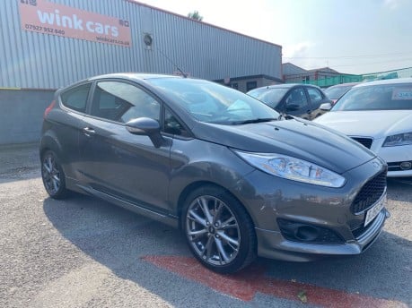 Ford Fiesta ST-LINE 2