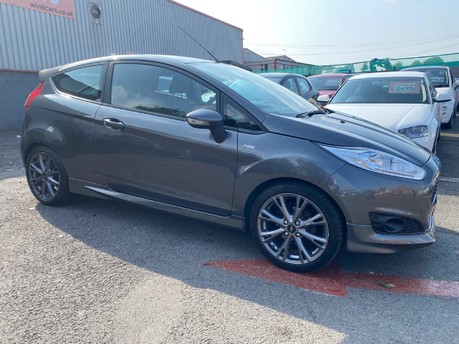 Ford Fiesta ST-LINE 27