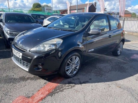 Renault Clio 1.1 Clio Dynamique TomTom 16V 3dr 5