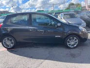 Renault Clio 1.1 Clio Dynamique TomTom 16V 3dr 6