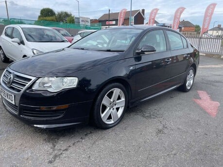 Volkswagen Passat 2.0 Passat R-Line TDI 110 4dr 1