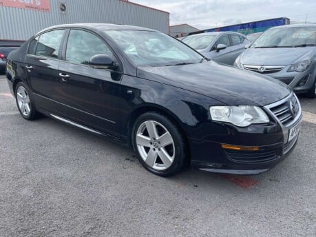 Volkswagen Passat 2.0 Passat R-Line TDI 110 4dr 2