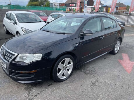 Volkswagen Passat 2.0 Passat R-Line TDI 110 4dr 6