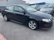 Volkswagen Passat 2.0 Passat R-Line TDI 110 4dr 10