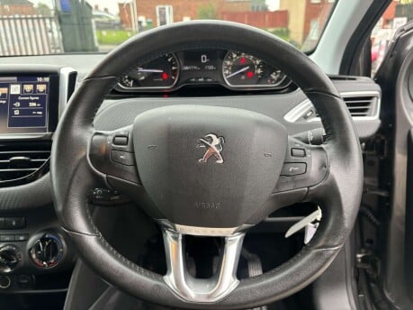 Peugeot 2008 1.2 2008 Active 5dr 11