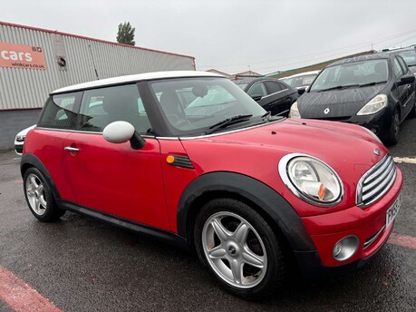 Mini Hatch 1.6 Cooper Auto 3dr 1