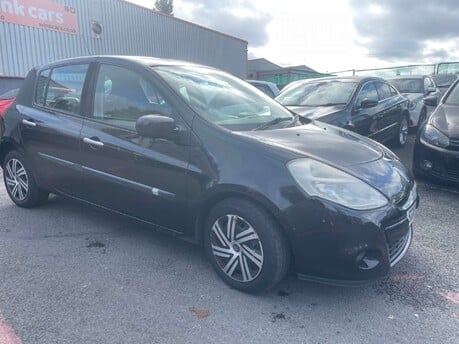 Renault Clio 1.6 Clio Expression VVT Auto 5dr 4