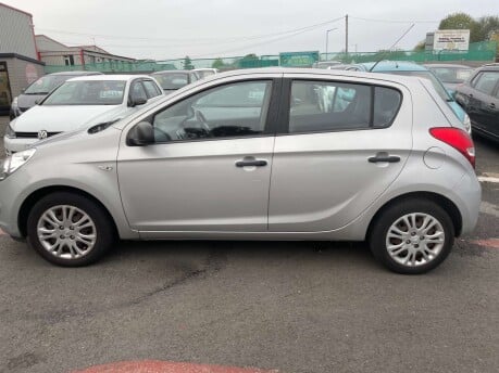 Hyundai i20 1.2 i20 Classic 5dr 9