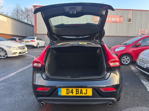 Volvo V40 2.0 V40 SE Luxury Nav D3 5dr 14