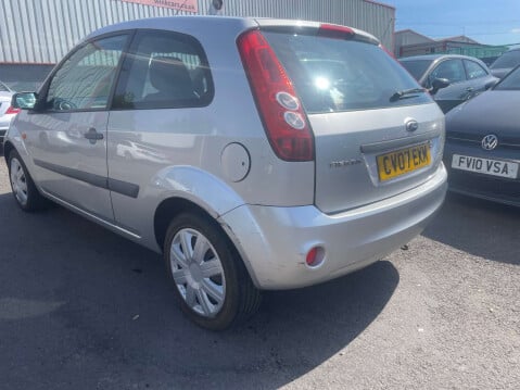 Ford Fiesta 1.2 Fiesta Style Climate 3dr 8