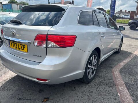 Toyota Avensis 2.0 Avensis TR D-4D 5dr 2