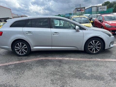 Toyota Avensis 2.0 Avensis TR D-4D 5dr 8