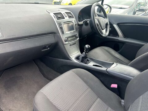 Toyota Avensis 2.0 Avensis TR D-4D 5dr 24