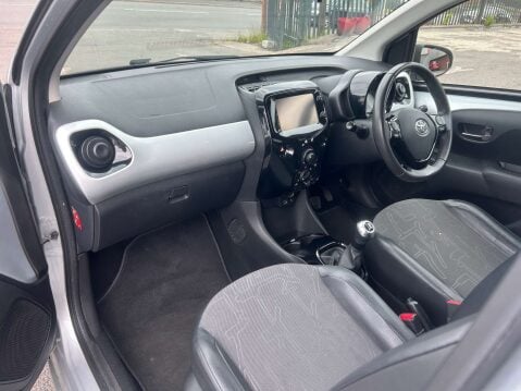 Toyota Aygo 1.0 Aygo X-Pression VVT-i 5dr 3