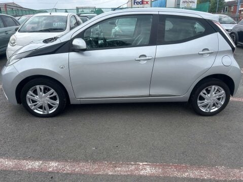 Toyota Aygo 1.0 Aygo X-Pression VVT-i 5dr 20