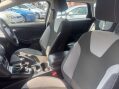 Ford Focus 1.6 Focus Zetec 125 5dr 33
